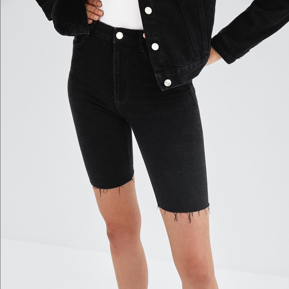 Zara Black Denim Bermuda Shorts Size 4